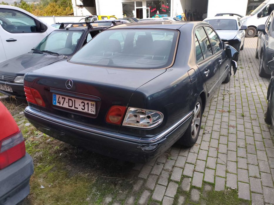 Mercedes Classe E 220d 1998