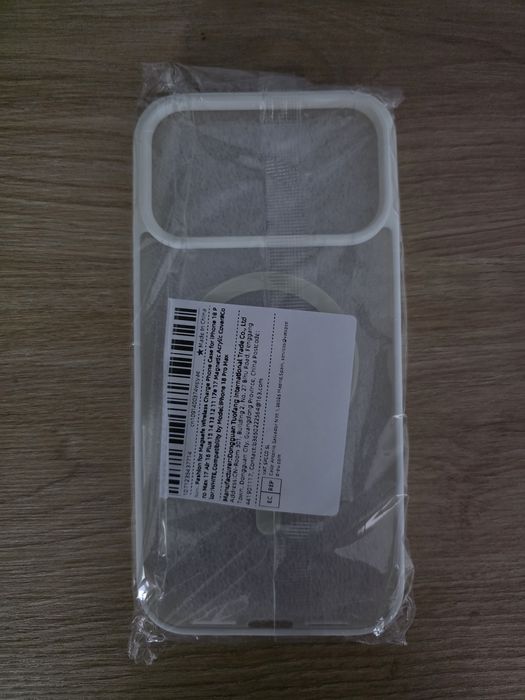 Etui MagSafe iPhone 18 Pro Max białe
