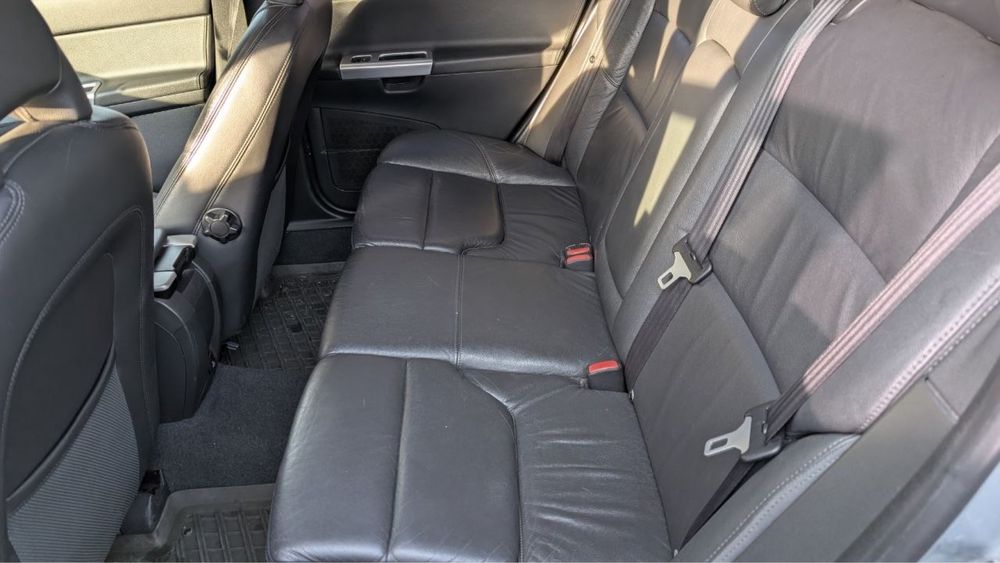 Volvo v50 1.6D 2011