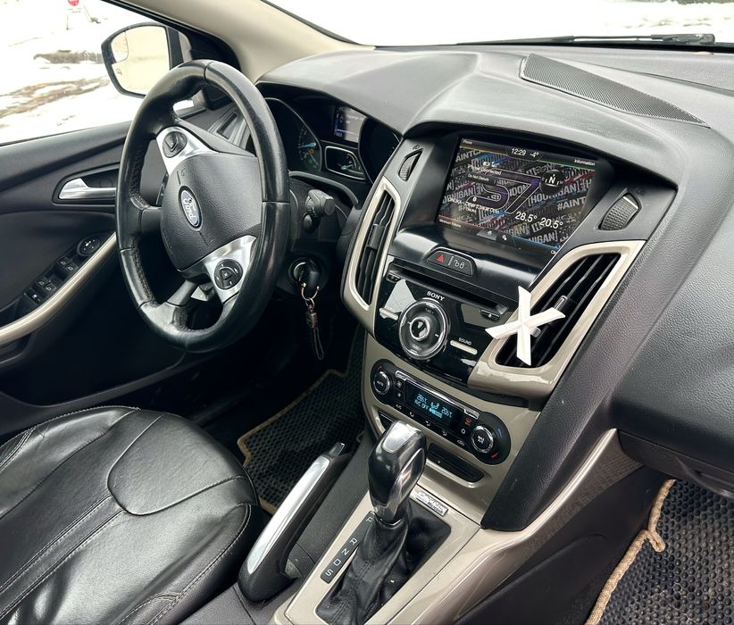 Ford Focus 3 Форд Фокус 2.0  БензиН автомат  МАКСИМАЛЬНА КОМПЛЕКТАЦІЯ