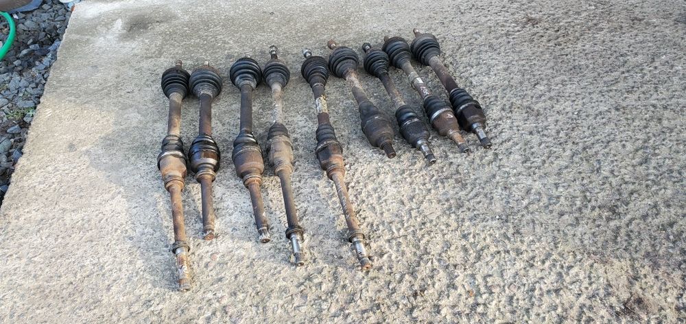 Полувісь полуось вісь привідний вал  пежо Peugeot 206 207 307 308 3008