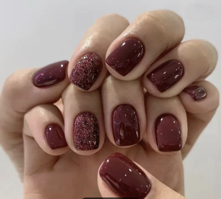 Unhas postiças | Na compra das 3 caixas, oferta de 48 adesivos