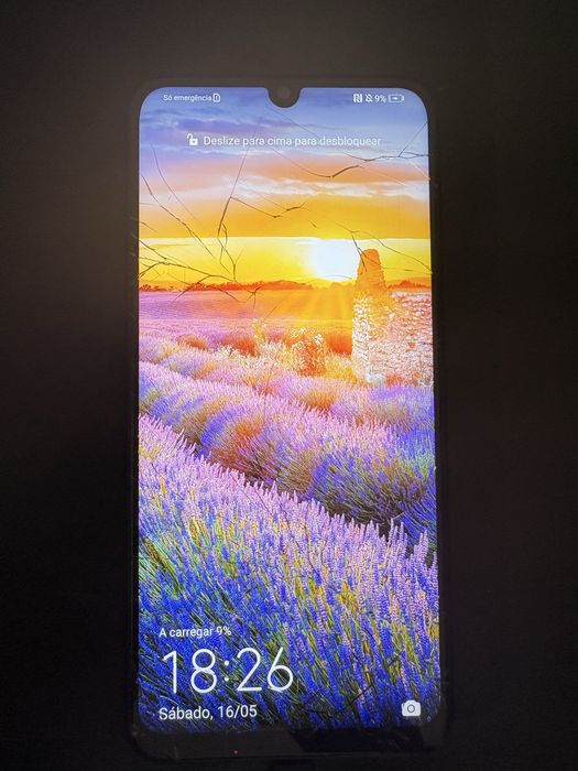 Huawei P Smart 2019 – 64GB – Ecrã Partido