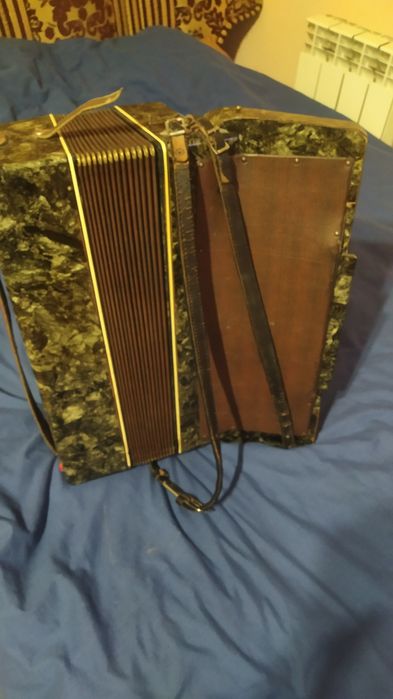 Продам акардеон Німецький