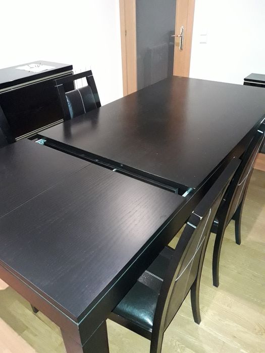 Mesa sala de jantar extensivel e 4 cadeiras preto wengue