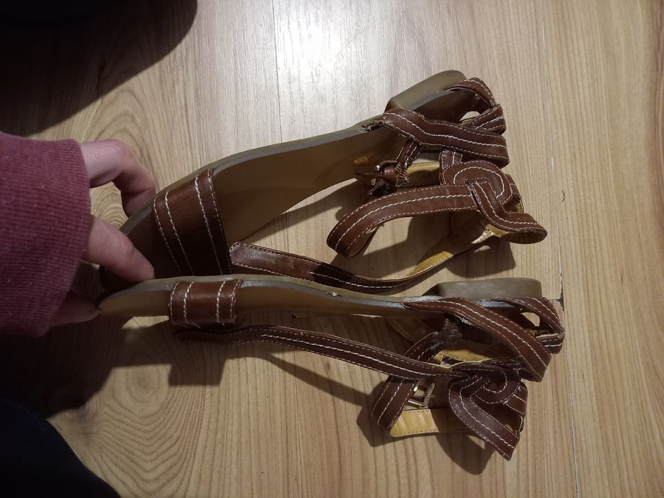 Sprzedam buty damskie