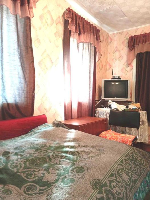 с.Яснозір'я  Будинок 45 кв.м  газ, вода, гараж, 30 сот