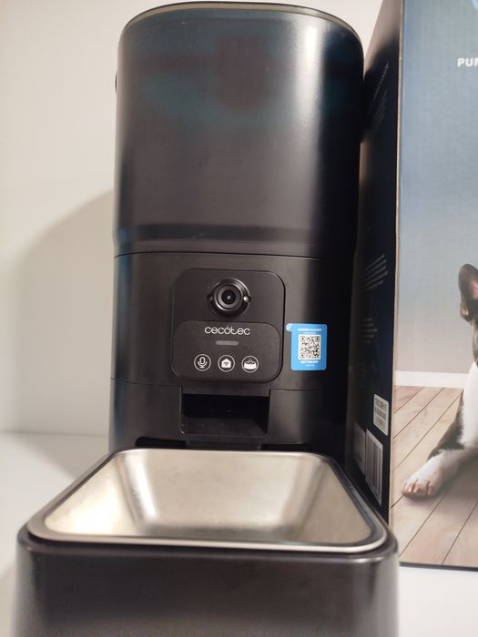 Dispensor de comida com câmara WiFi