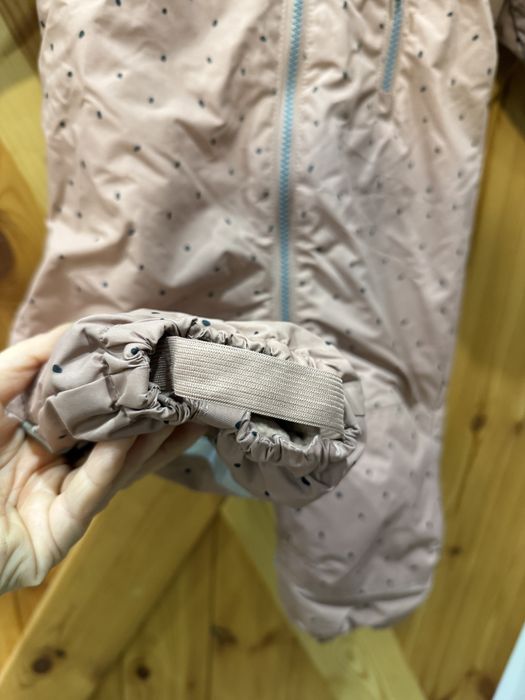 Kombinezon h&m pudrowy roz w kropki 80