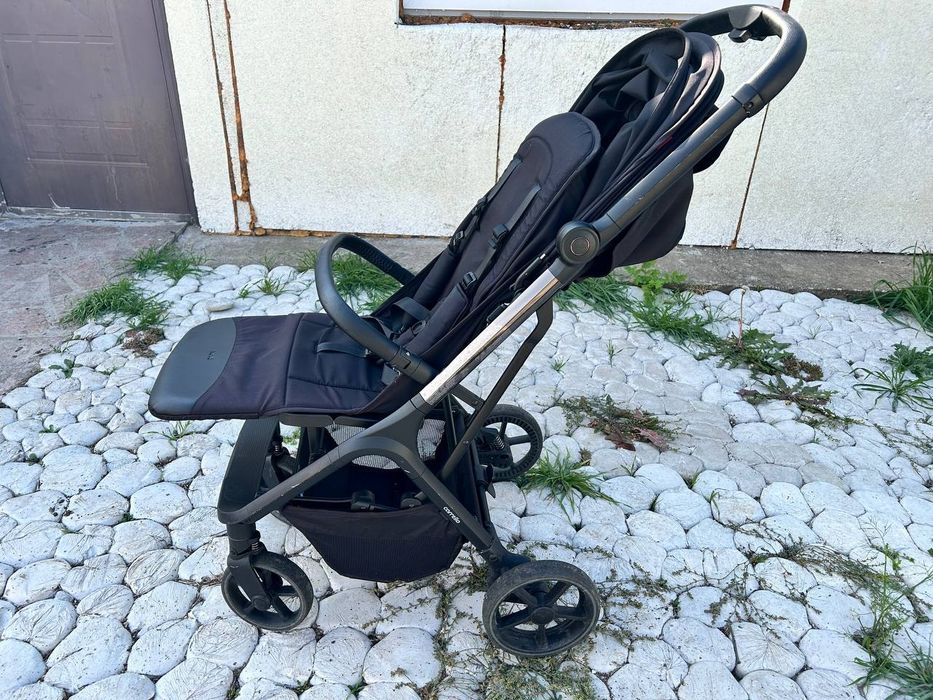 Продам візочок прогулянковий Carello Nova