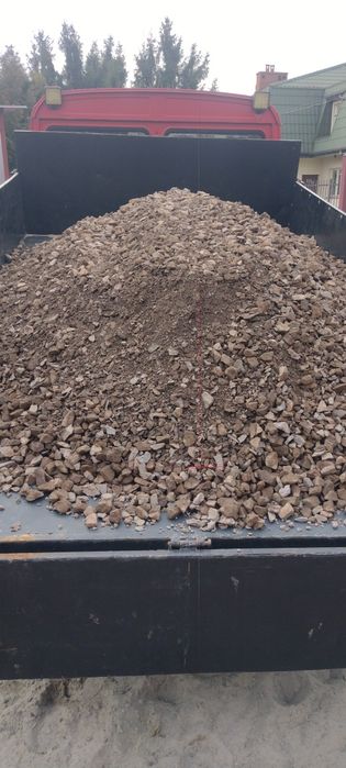 Dostawa Piasek, ziemia pod trawnik, czarnoziem piach kruszywa kompost