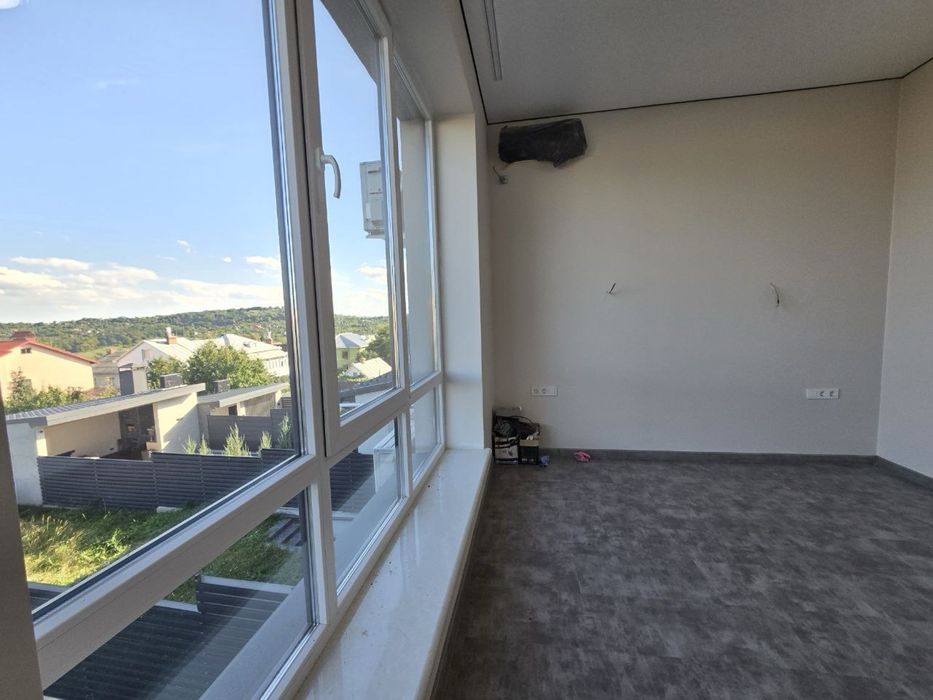 Продаж елітного ТАУНХАУСА, ФІНАЛЬНИЙ ЕТАП РЕМОНТУ, вул. Горіхівська