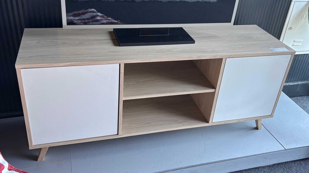 Móvel de TV 2 Portas | 1 unidade branco e puccini 137x40 cm