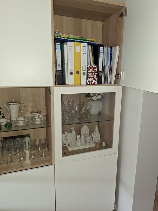 Witryna BESTA Ikea