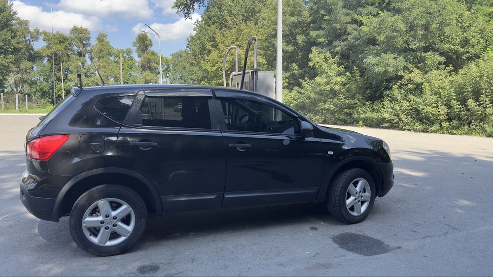Nisan qashqai j10