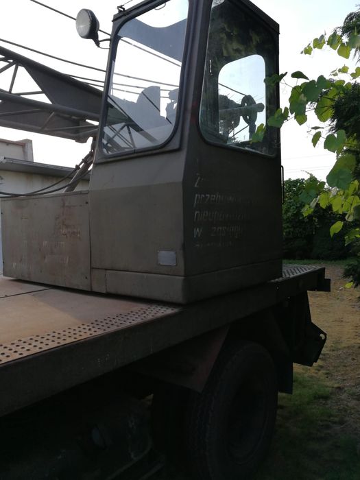 Star 28 żuraw samochodowy