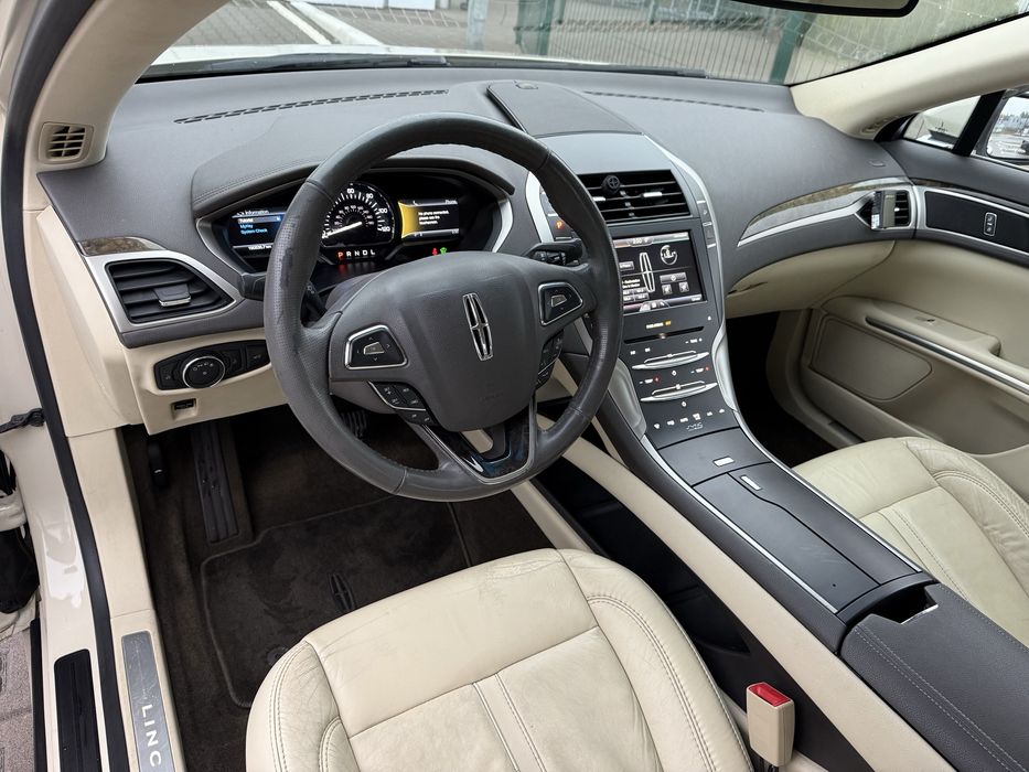 Lincoln MKZ 2014 року, 2.0 Hybrid, автомат, передній привід.