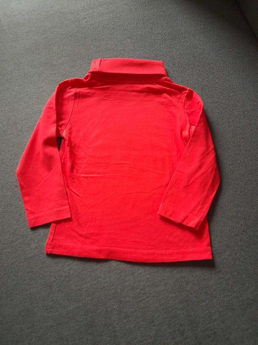 Czerwony Golf 92cm i bluzka 98 cm.