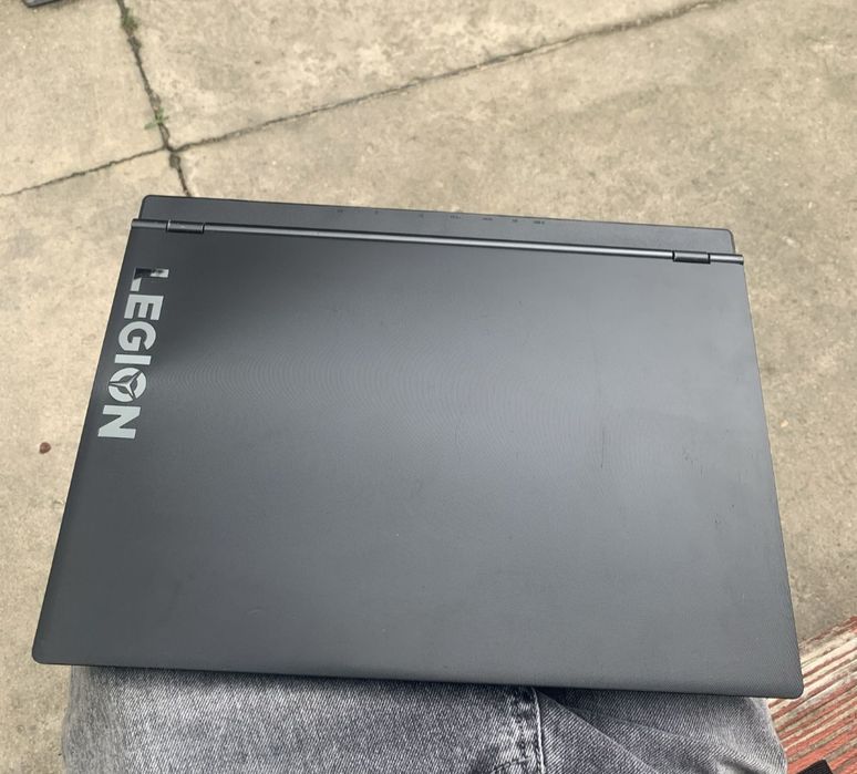 Ігровий ноутбук Lenovo legion 5