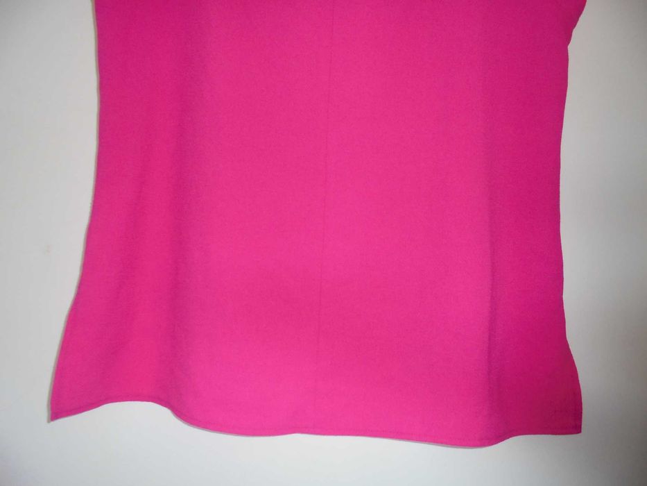 T-shirt de mulher cor de rosa linda