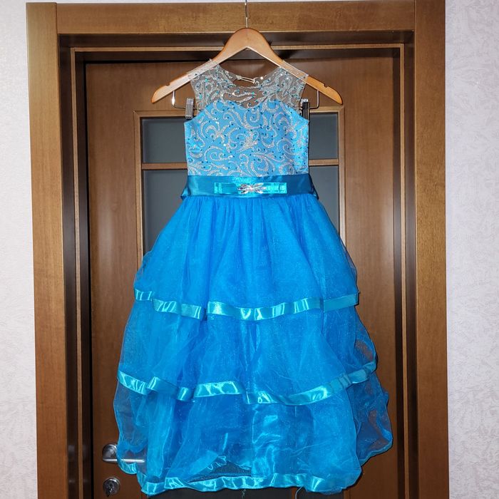 Новорічна сукня в дитсадок на дівчат 5-6 років