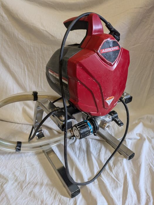 Распылитель безвоздушньый AEROPRO RP8623N (без пистолета и шланга)