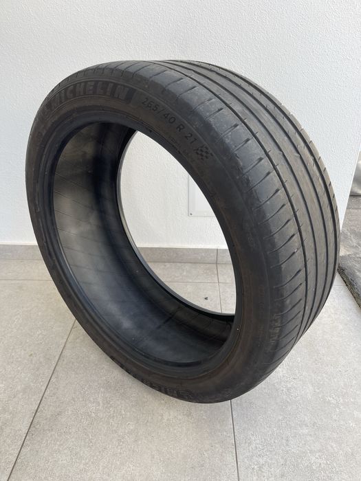 Pneu Michelin Pilot Sport 4 SUV 265/40 R21