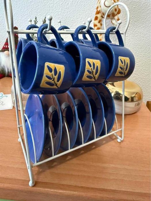 Conjunto chávenas e pires de café