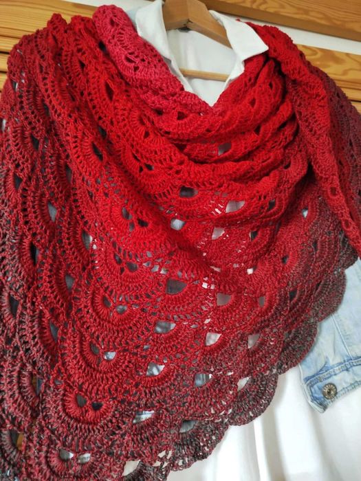 Damska chusta ręcznie robiona - SUPER PREZENT NA KAŻDĄ OKAZJĘ