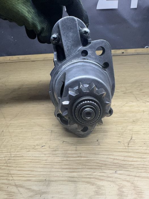 Стартер Nissan Qashqai Juke X-Trail Navara Altima Pathfinder Terrano