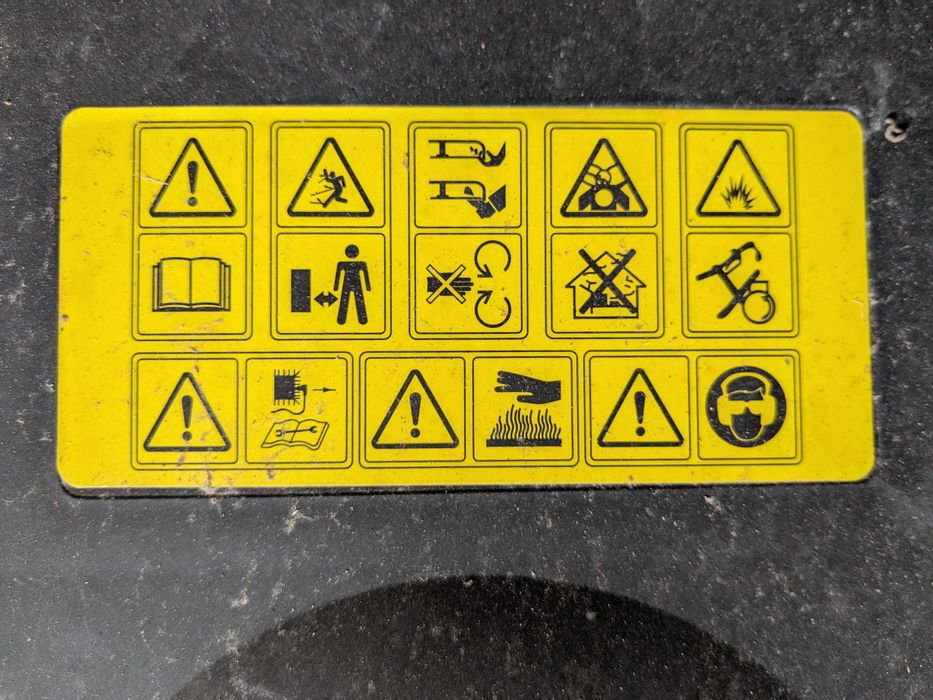 Lawn mower PowerPlus Poweg63772