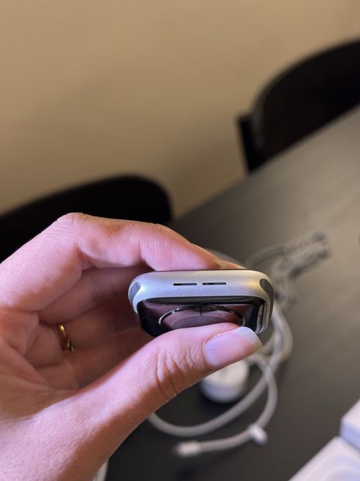 Apple Watch Series 4 Silver Aluminium 44mm