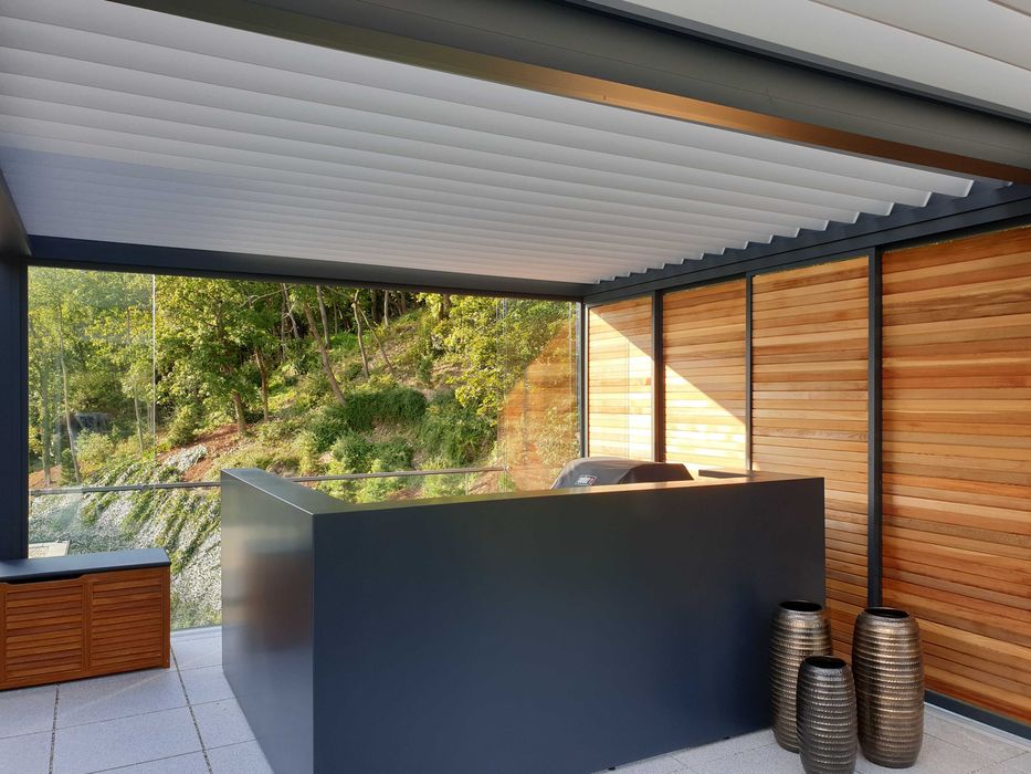 Pergola lamelowa , tarasowa , zadaszenie tarasu , na wymiar produkcja