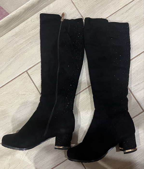 Чоботи зимові чорні натуральна замша 39