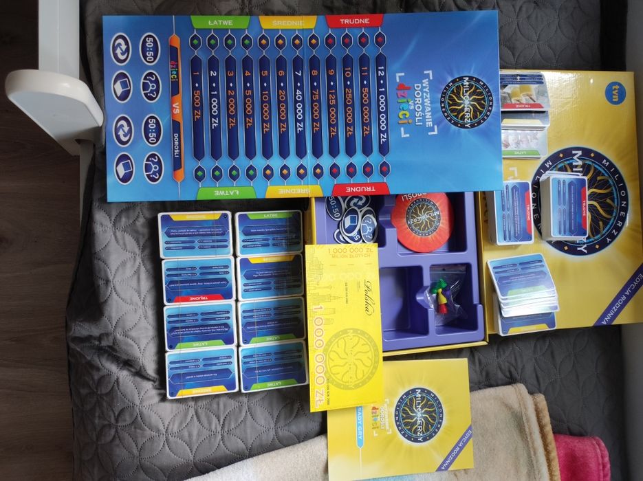 Gra Milionerzy wyzwanie dorośli kontra dzieci ( jak nowa )