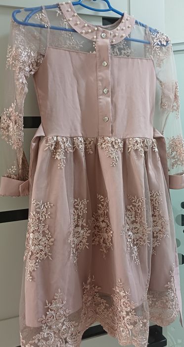 Сукня для дівчинки