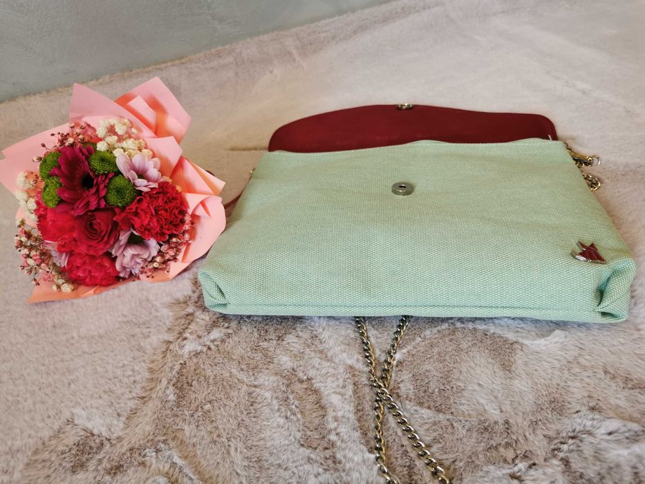 Torebka Justo kopertowa.