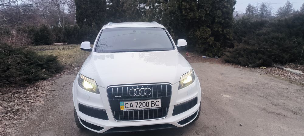 Audi Q7 4L  S-LINE