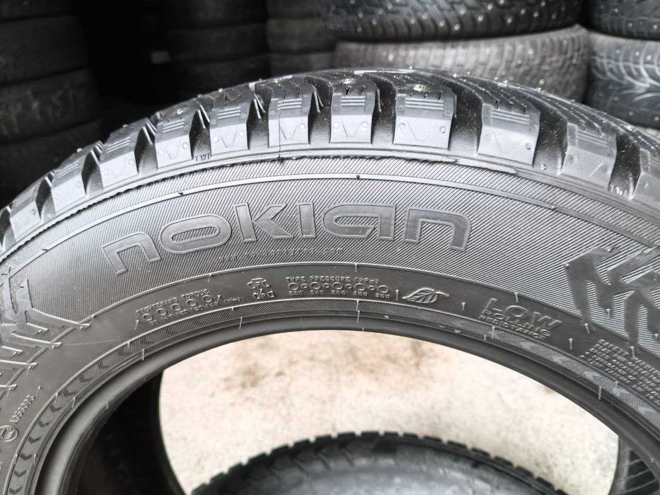 Nokian Hakkapeliitta 8 SUV 225/60r17 4шт, 9,4мм, ЗИМА. Привезены из Финляндии