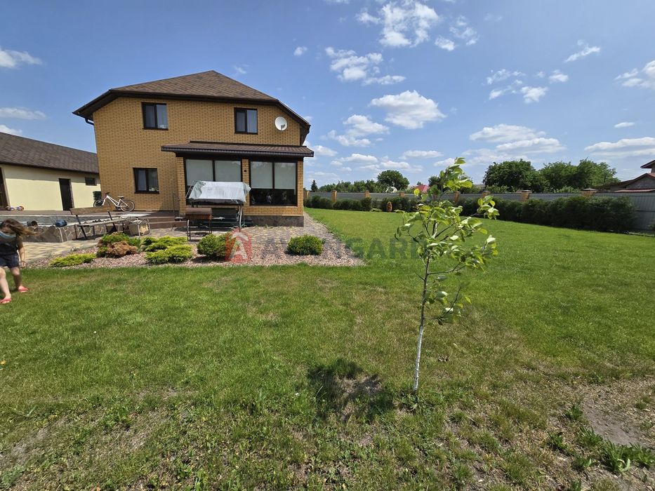 Продам дом в Березановке