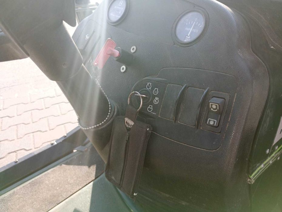 Traktorek komunalny BOLENS Zamiatarka Kabina Solarka pług hydrauliczny