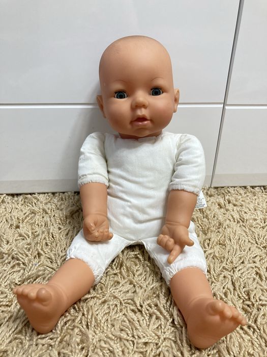 Лялька фірми Bayer