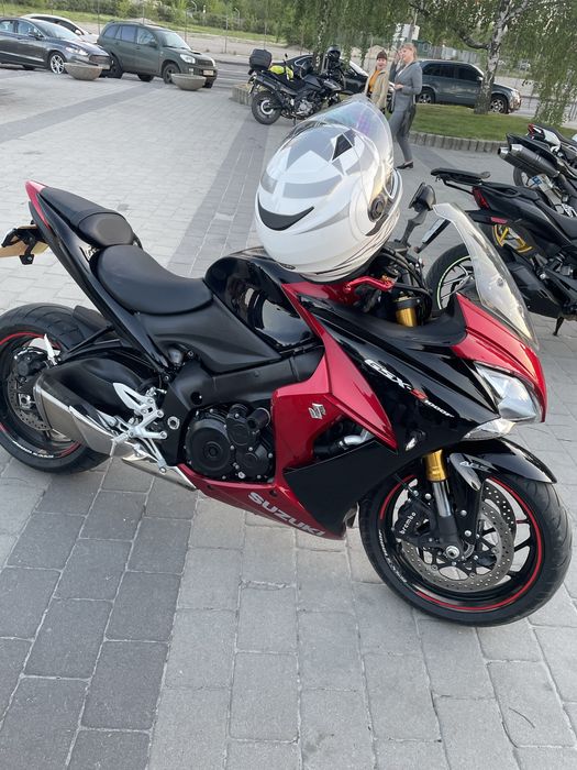 Suzuki gsx s 1000f