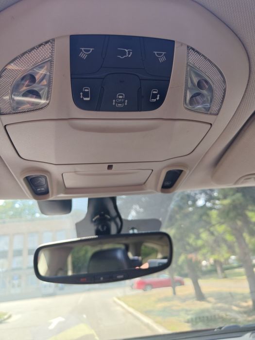 Chrysler pacifica
