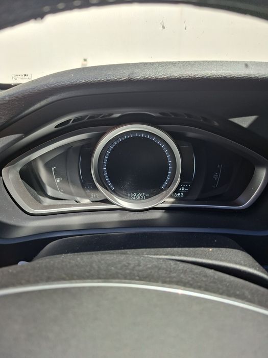 Volvo V40 R Design 2.0 D 120 cv 2015  Full Extras