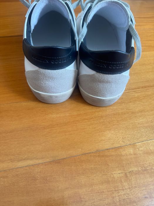 Golden goose novas