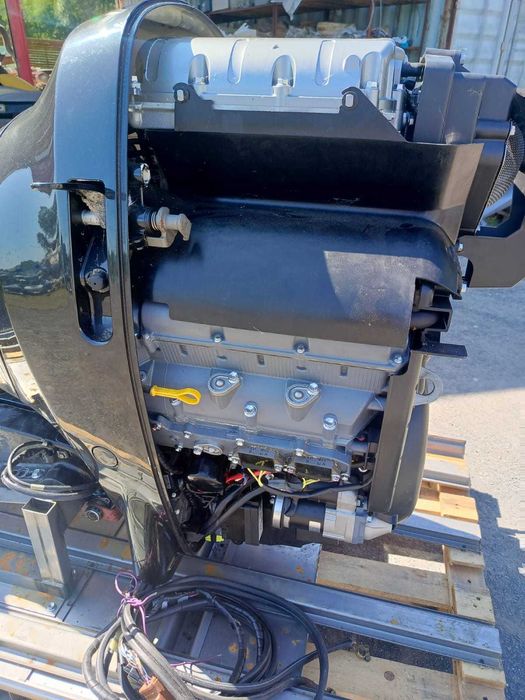 Silnik zaburtowy Suzuki 300KM 2016rok