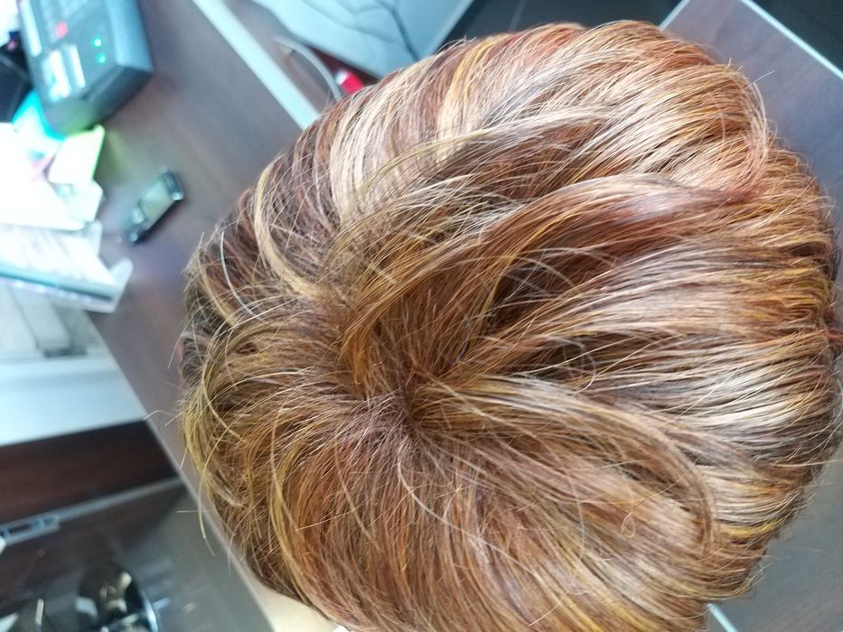 Peruka syntetyczne brąz pasemka baleyage krótkie grzywka Rosie F3240