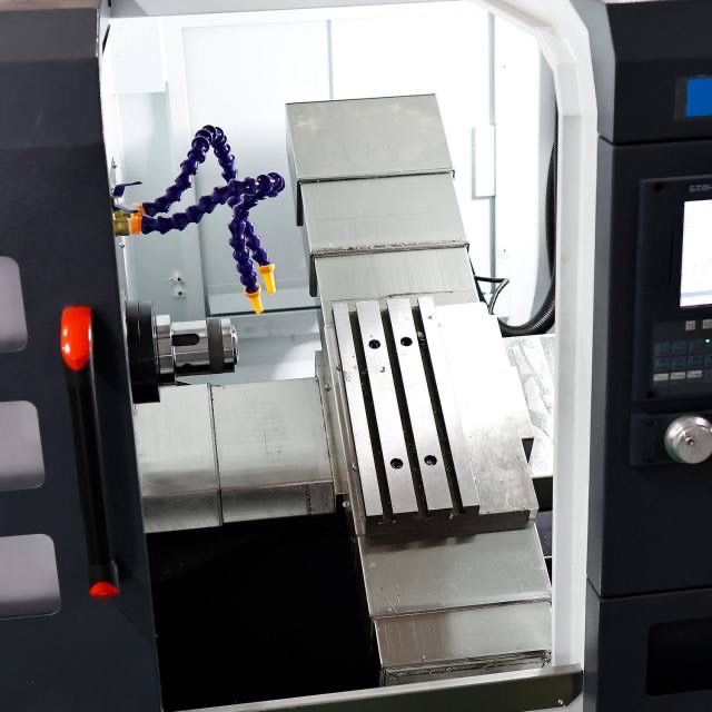 НАДІЙНИЙ токарний-фрезерний верстат для заводу. ЧПУ токарный станок