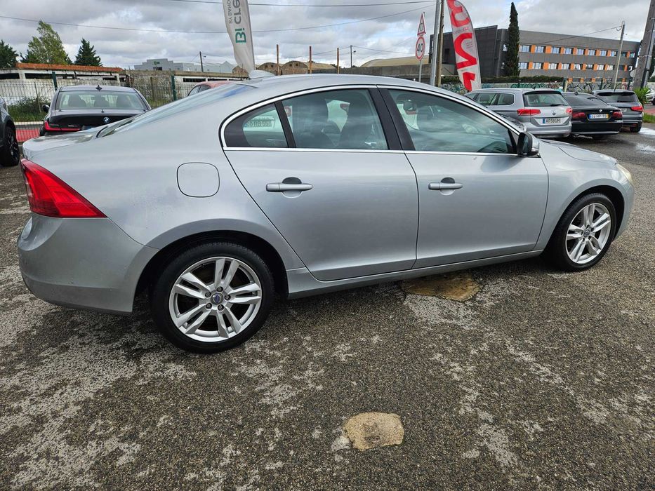 Volvo S50 2.0D-D3 88.000kms Financiamento até 120 Meses, Nacional